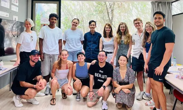 Video about Camino Barcelona Spanish language school